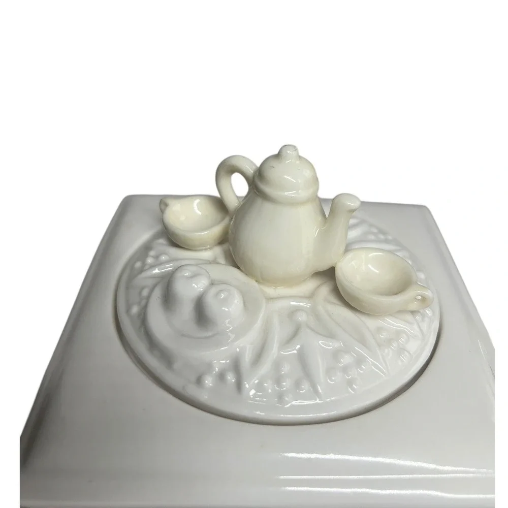 Vtg Lenox Butler's Pantry Tea Cart Teapot Porcelain Cream Miniature‎ Tea Set Lid